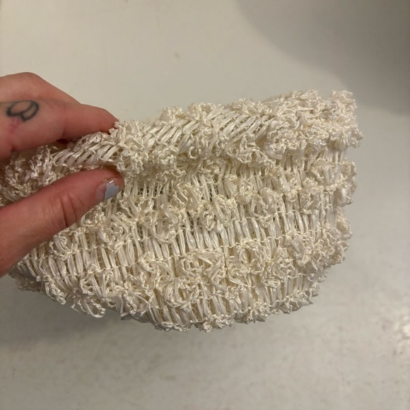 Vintage‎ 1960’s  women’s white cream rosette pillbox hat headpiece - Picture 7 of 9